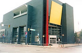 [photo, Reginald F. Lewis Museum of Maryland African-American History & Culture entrance, 830 East Pratt St., Baltimore, Maryland]