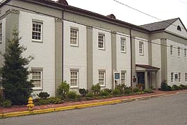 [photo, Town Hall, 101 Market St., Oxford, Maryland]